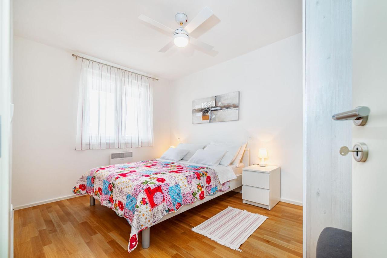 Апартаменты Ap Stella, Center Of Zadar, 2Br, Parking Экстерьер фото